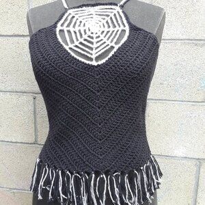 CROP TOP w/ WEB DESIGN & SPIDER GLOVE